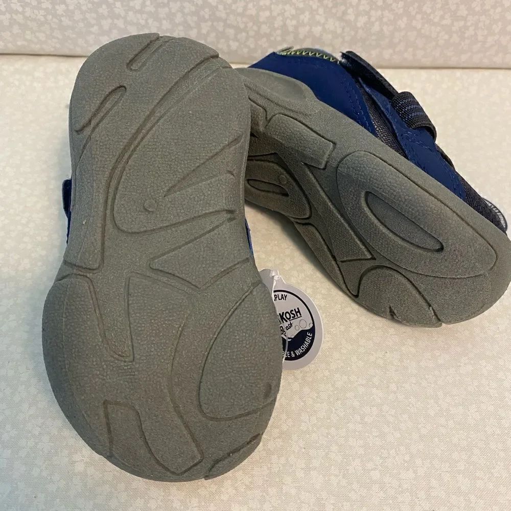 OSHKOSH B' GOSH Boys 4T Galen Toddler Shoes - Picture 3 of 4